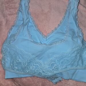 Padded wireless bras NEW NEVER WORN